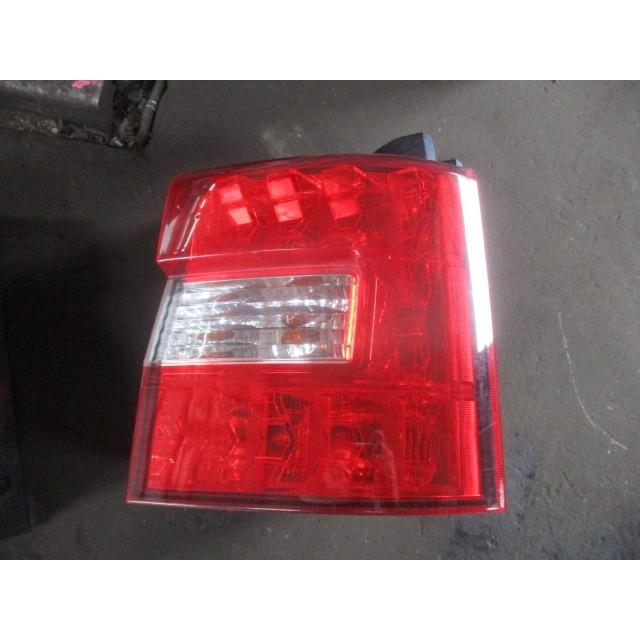 三菱 CV5W デリカD：5 右・テールランプ ブレーキ 8330A186 1146-378
