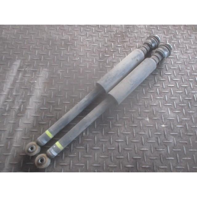 ダイハツ LA600S タント 左右・Rショックアブソーバー リア 48531 
