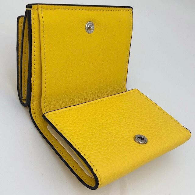 FENDI（フェンディ） 新品同様 マイクロ 三つ折り財布 レザー イエロー