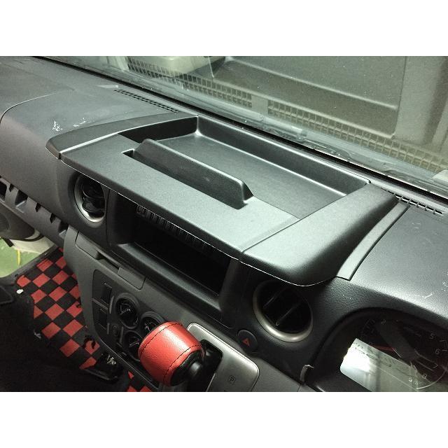 NV350キャラバン ワイド用 エアロナビバイザー with BodyLine