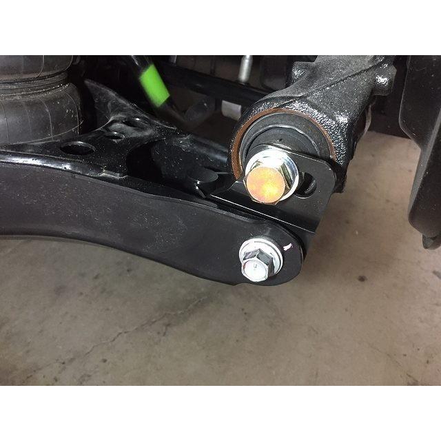 C-HR リアロアアームブロック調整式 【シックスセンス ヤフーショップ