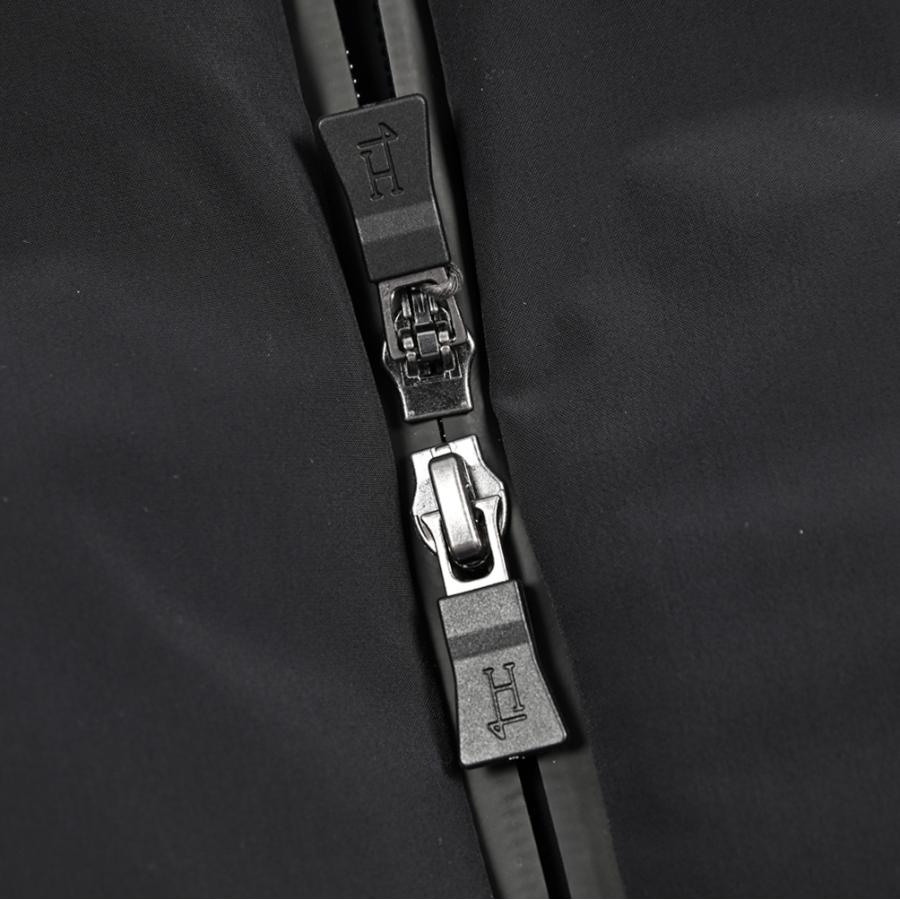 HERNO ヘルノ / FUNCTIONAL WARDROBE 高機能撥水ナイロン ダウンジャケットフーディー ブラック / セールの画像