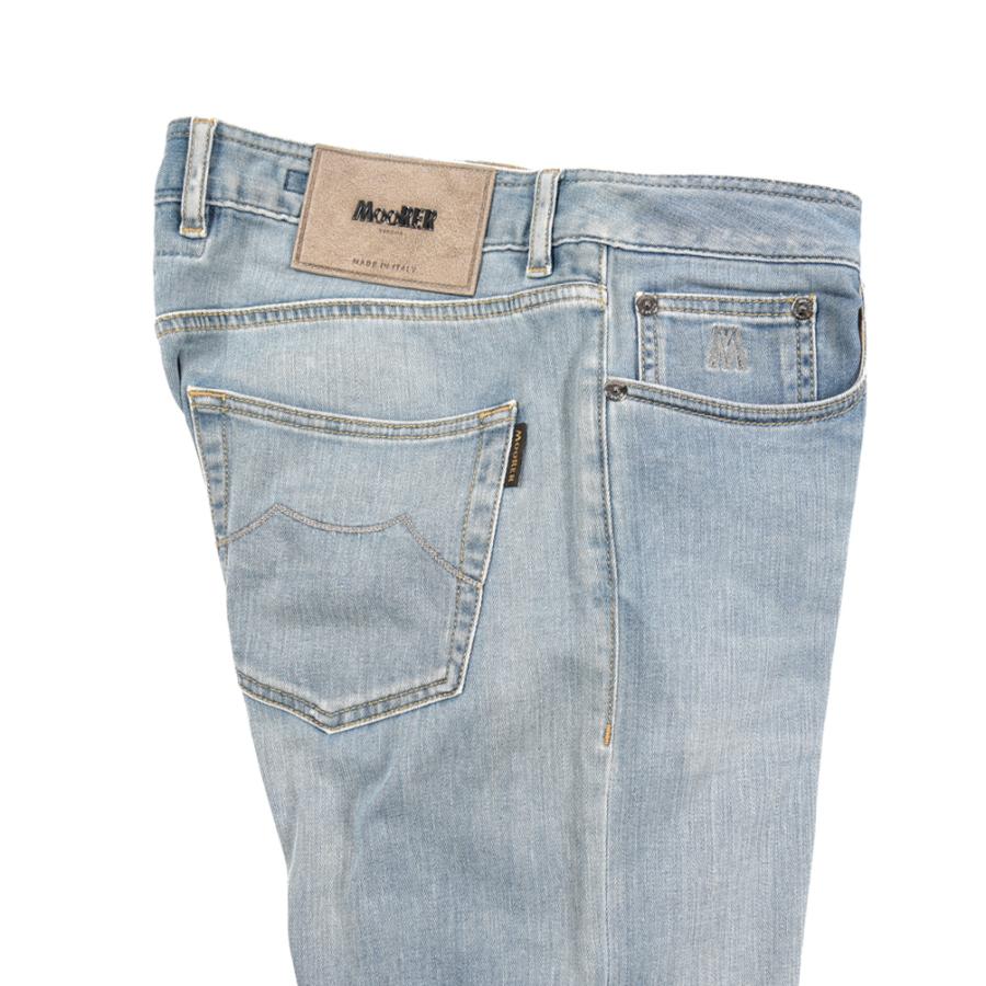 MOORER ムーレー / CREDI-PS705 デニムジーンズ 5ポケット パンツ スリムフィット 日本製生地 コットン ストレッチ ライトブルー / セールの画像