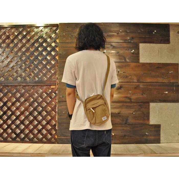 PORTER ポーター ビート ショルダーバッグ 727-09045 ベージュ PORTER ポーター ビート ショルダーバッグ 727-09045 ベージュ