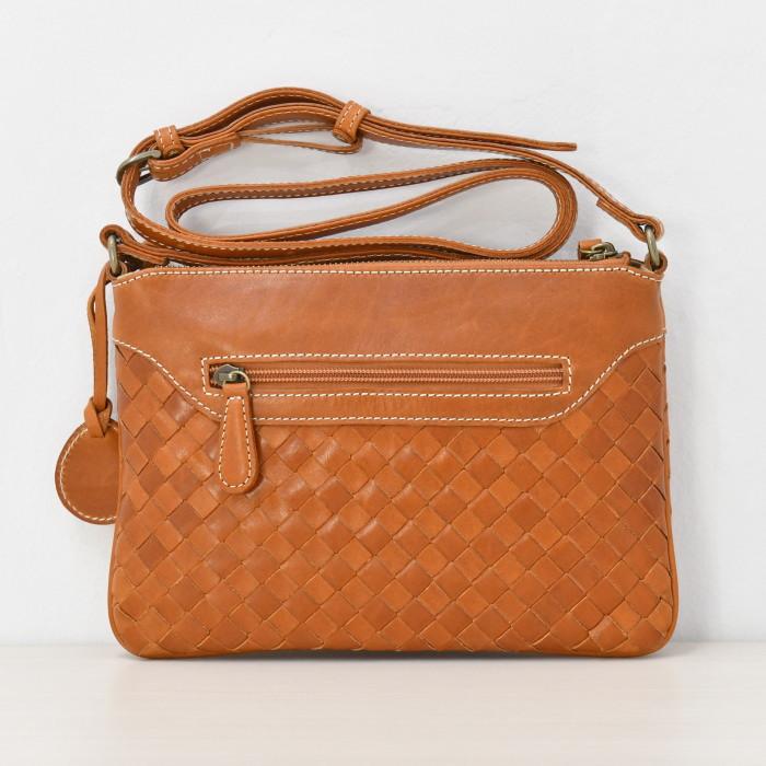 Dakota（ダコタ） ネルソン 薄マチショルダーバッグ 1034134 キャメル