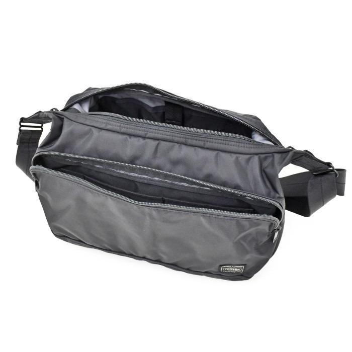 ポーター　フラッシュ　ショルダーバッグ　689-05938　ブラック　吉田カバン PORTER FLASH 撥水 フロントポケット 舟形 | PORTER | 05