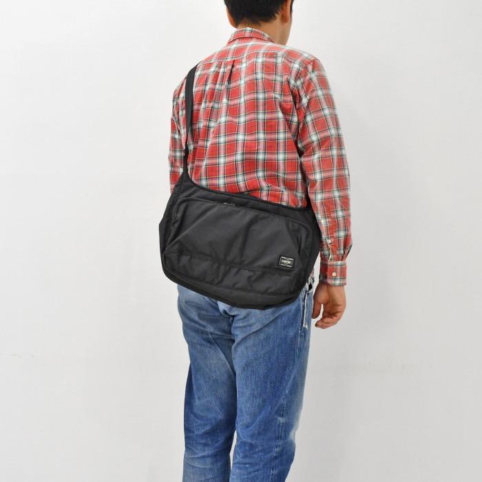 ポーター　フラッシュ　ショルダーバッグ　689-05938　ブラック　吉田カバン PORTER FLASH 撥水 フロントポケット 舟形 | PORTER | 06