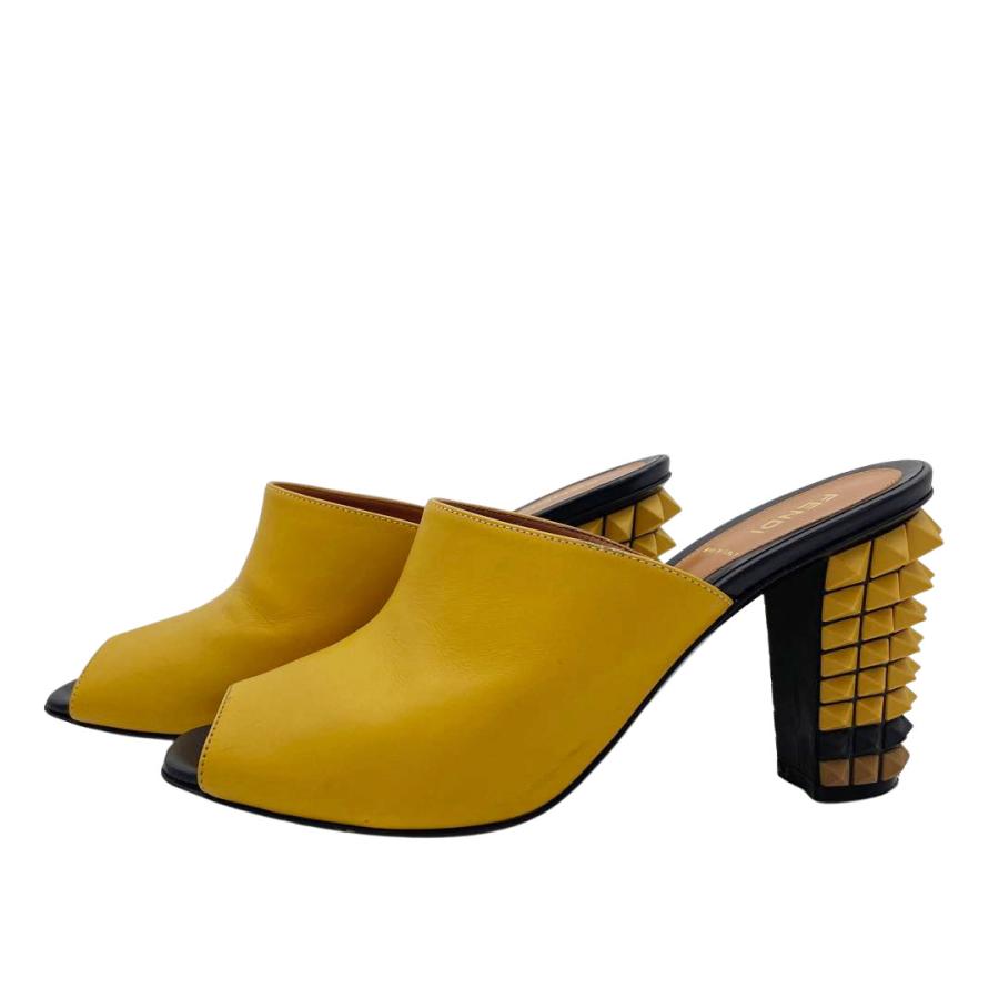 フェンディ　Fendi ロゴプリント サンダル　38 FENDI（フェンディ） オープントゥ サンダル レザー スタッズヒール