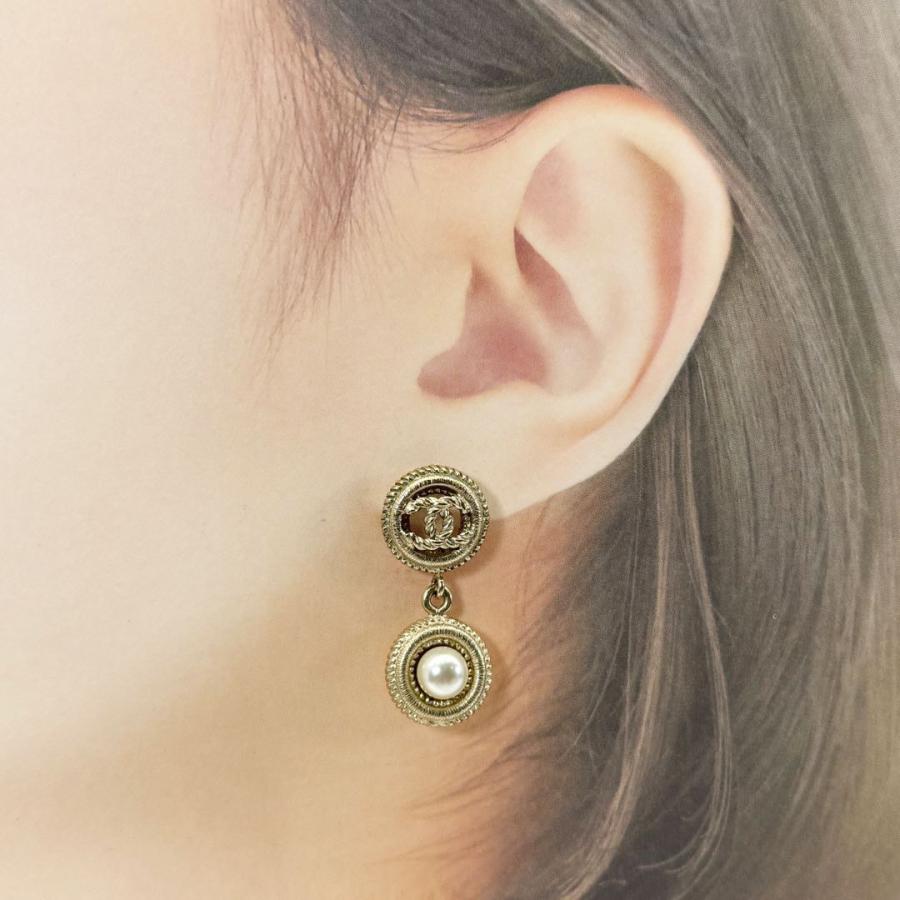 【美品】シャネル スイングピアス サークルココマーク パール ゴールド 6Q59 CHANEL シャネル スイングピアス サークルココマーク フェイク