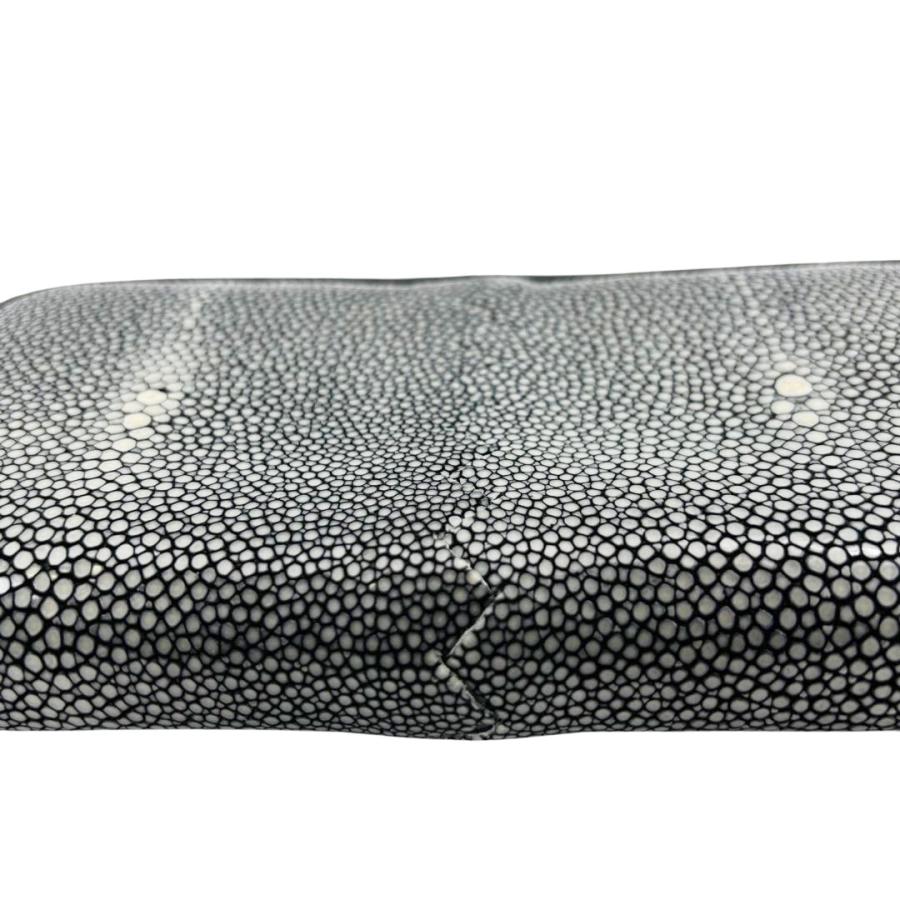 BOTTEGA VENETA（ボッテガ・ヴェネタ） ラウンドファスナー長財布