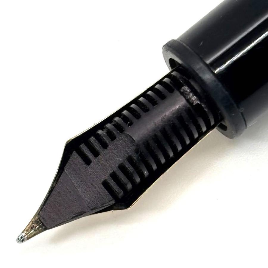 MONTBLANC（モンブラン） マイスターシュテュック 万年筆 No.146 剣先