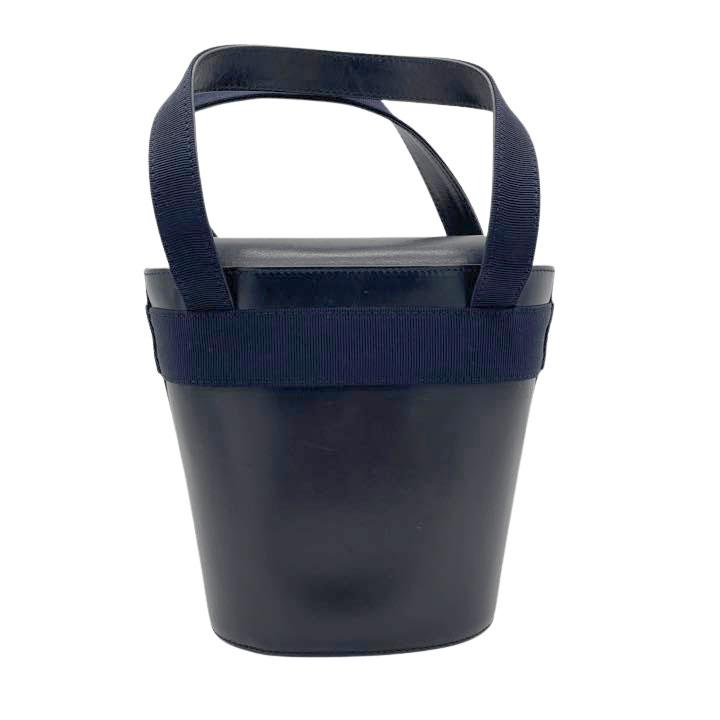 Salvatore Ferragamo サルヴァトーレ・フェラガモ ヴァラリボン