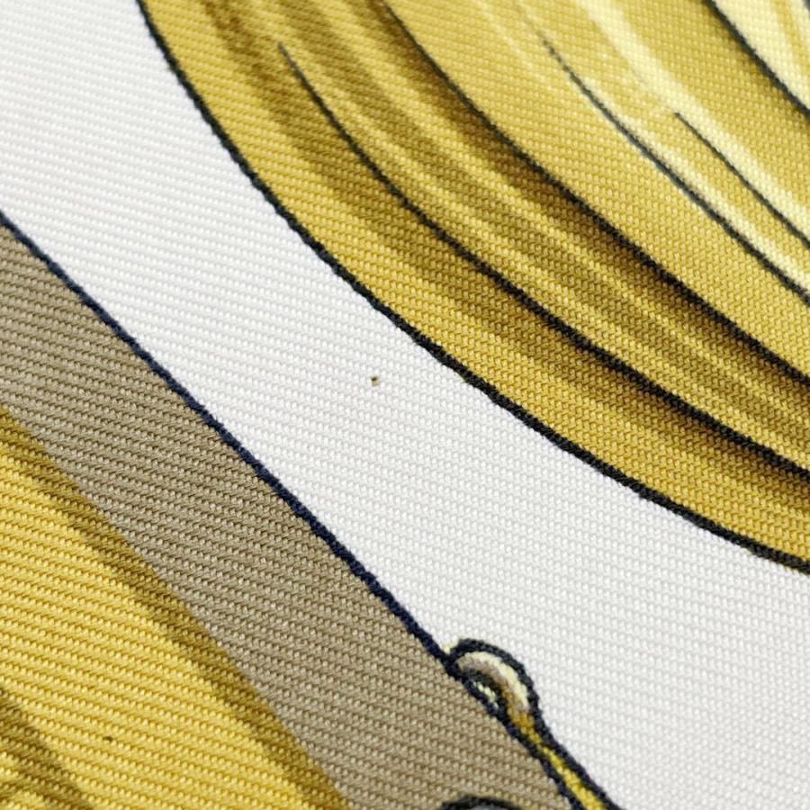 HERMES（エルメス） スカーフ カレ90 『ETRIERS(鎧・馬具柄)』 シルク