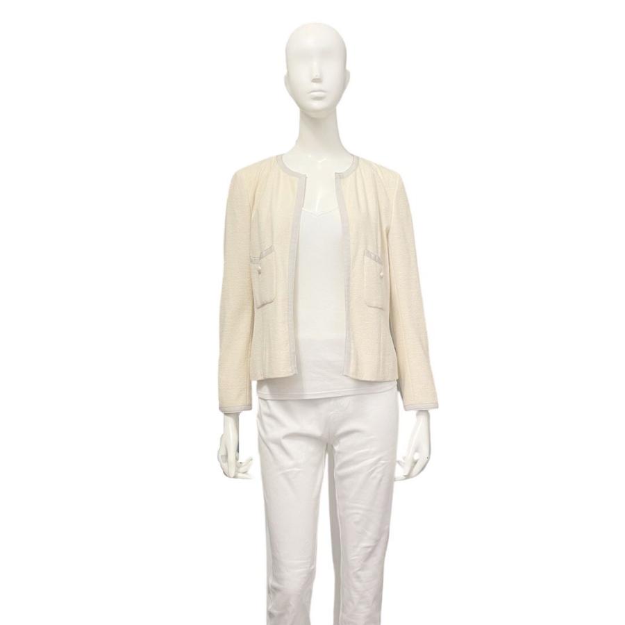 CHANEL ノーカラージャケット アイボリー