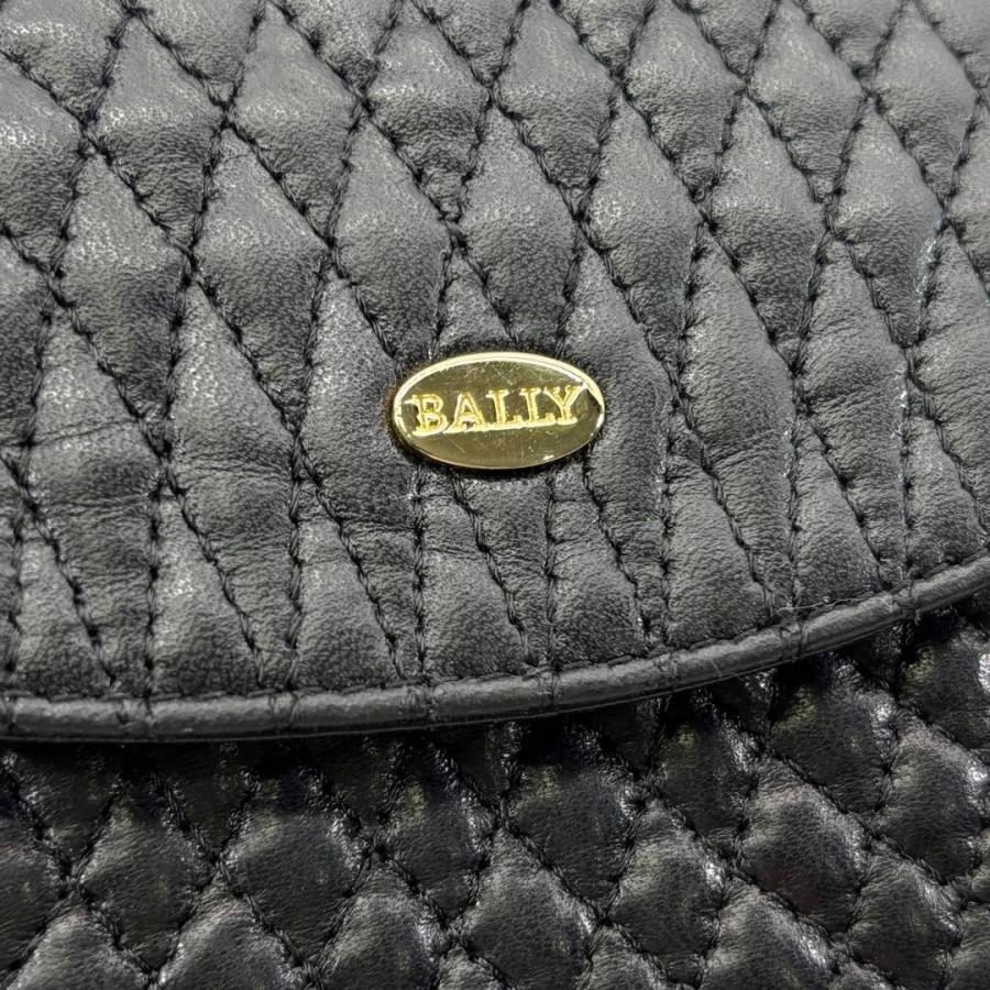 Bally（バリー） 斜めがけ ミニショルダーバッグ キルティングレザー