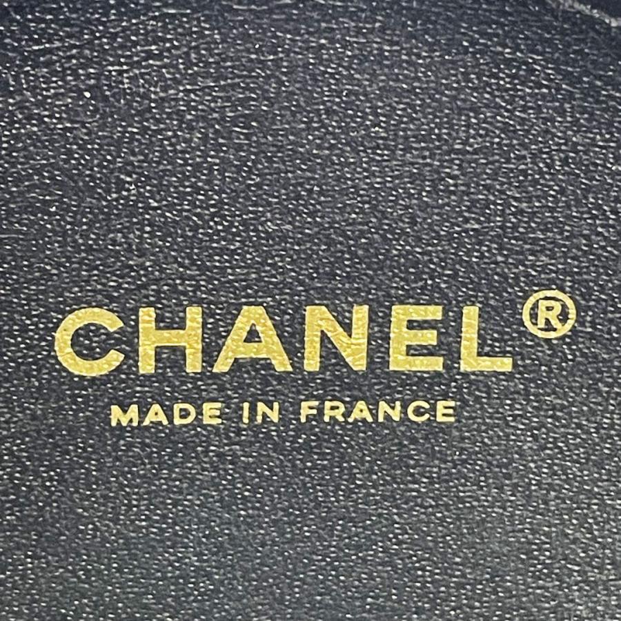 CHANEL（シャネル） ラウンド型ショルダーバッグ ポシェット