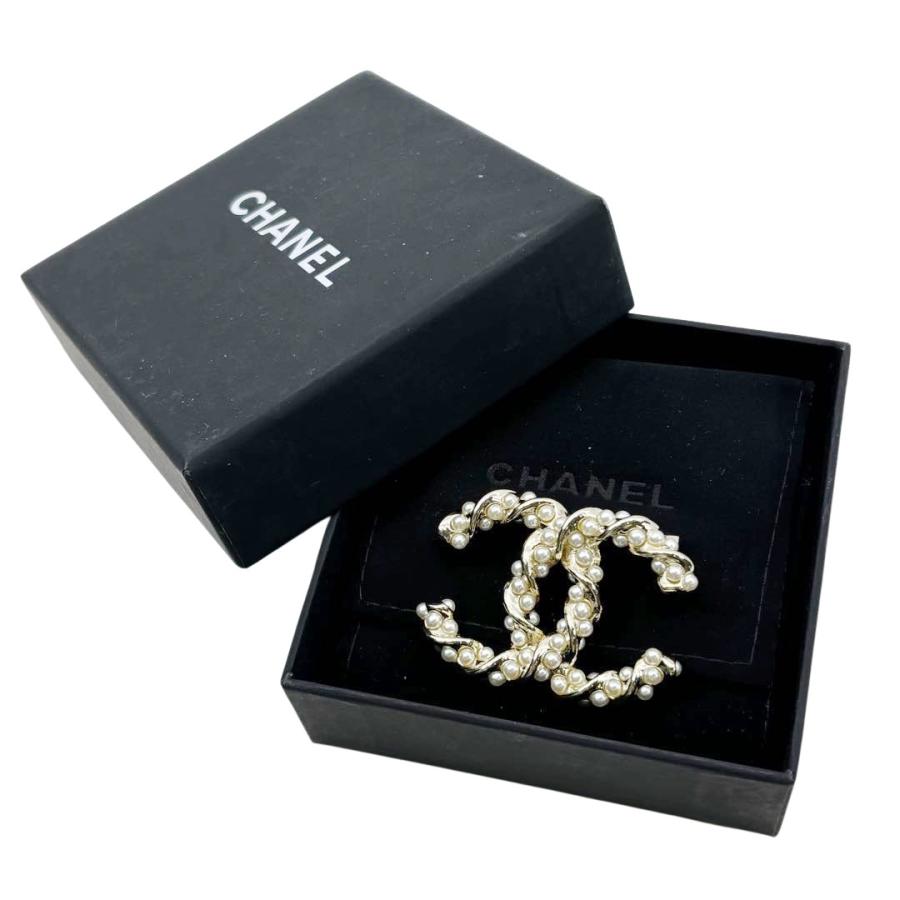 CHANEL パール ツイストブローチ CHANEL（シャネル） ブローチ ココマーク ツイスト フェイクパール