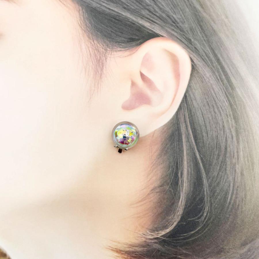 CHANEL シャネル イヤリング ドーム型 ココマーク ホログラム オーロラ 