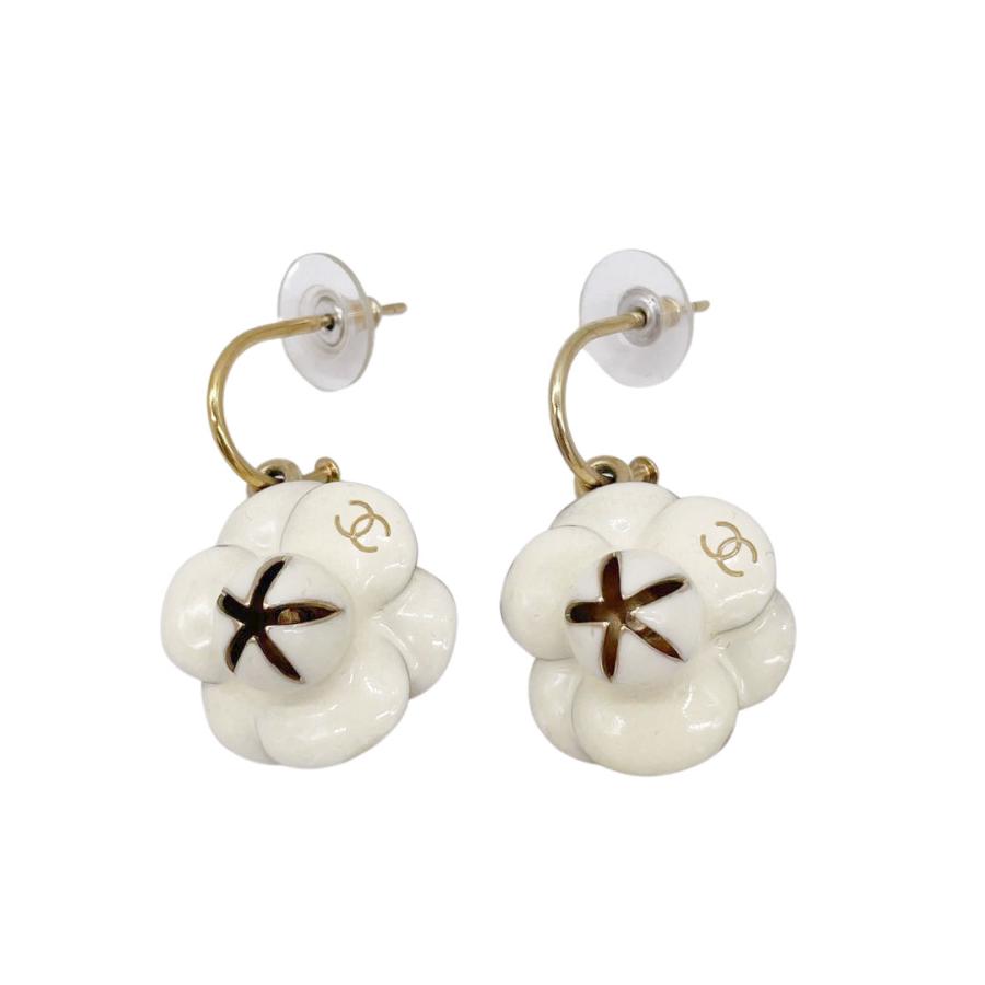 a*i様 美品　CHANEL カメリア　フープピアス a*i様 美品 CHANEL カメリア フープピアス - メルカリ