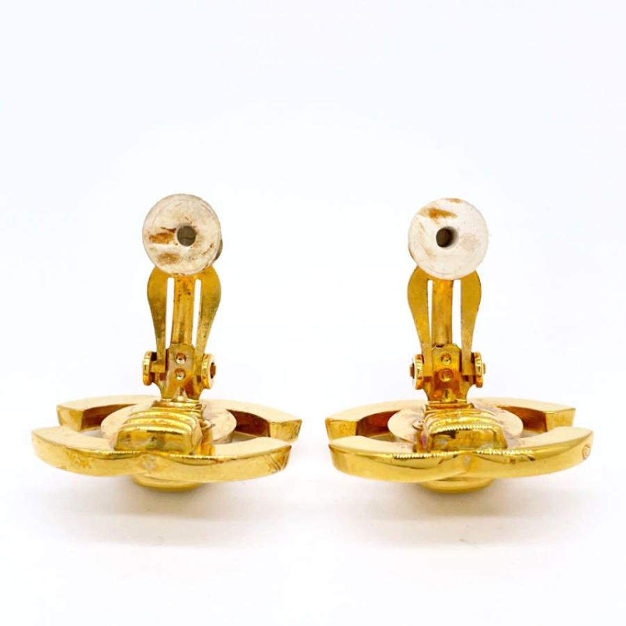 CHANEL 美品 シャネル イヤリング ターンロック ココマーク ゴールド 96P ヴィンテージ : SiSSY.Japon ヤフーショッピング店 - 通販 - Yahoo!ショッピング CHANEL 美品 シャネル イヤリング ターンロック ココマーク ゴールド 96P ヴィンテージ : SiSSY.Japon ヤフーショッピング店 - 通販 - Yahoo!ショッピング