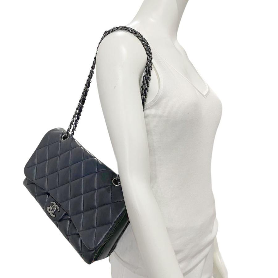 CHANEL シャネル マトラッセ28 ダブルチェーンショルダーバッグ CHANEL シャネル マトラッセ28 ダブルチェーンショルダーバッグ