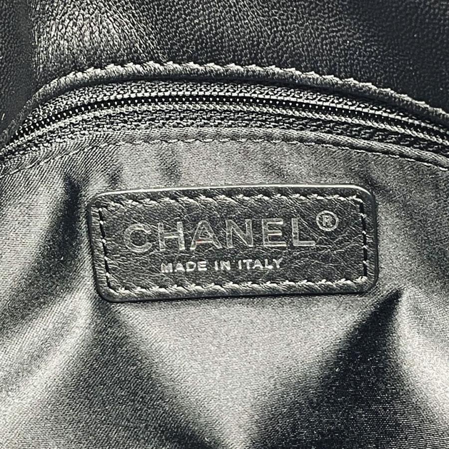 CHANEL（シャネル） マトラッセ28 ダブルチェーンショルダーバッグ