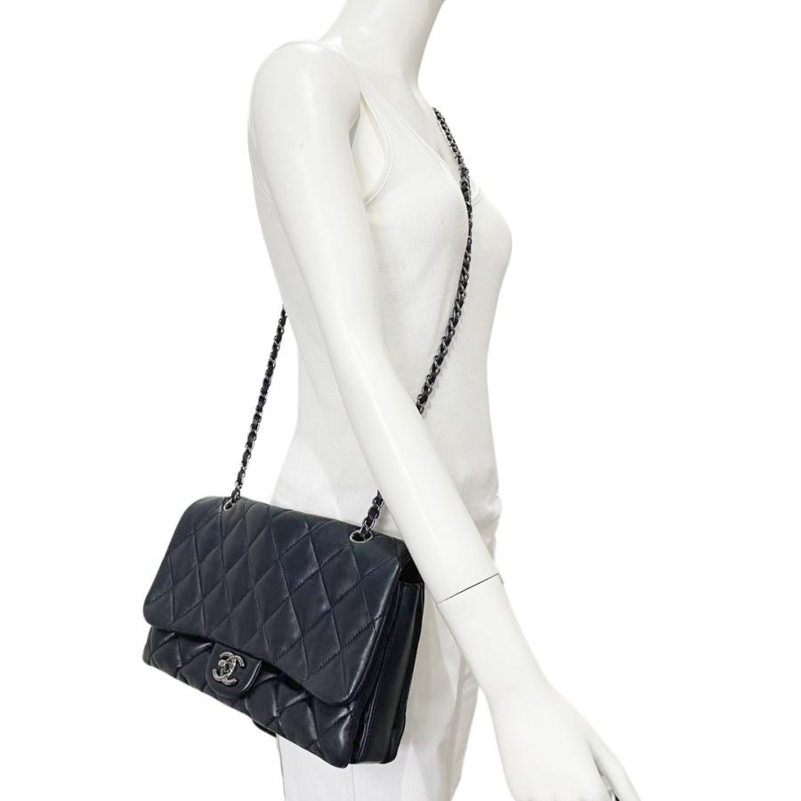 CHANEL（シャネル） マトラッセ28 ダブルチェーンショルダーバッグ