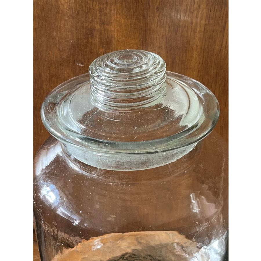 昭和レトロ　ガラス瓶　キャンディ入れ 昭和レトロ 花柄 ガラス瓶 キャンディポット 当時物 - メルカリ