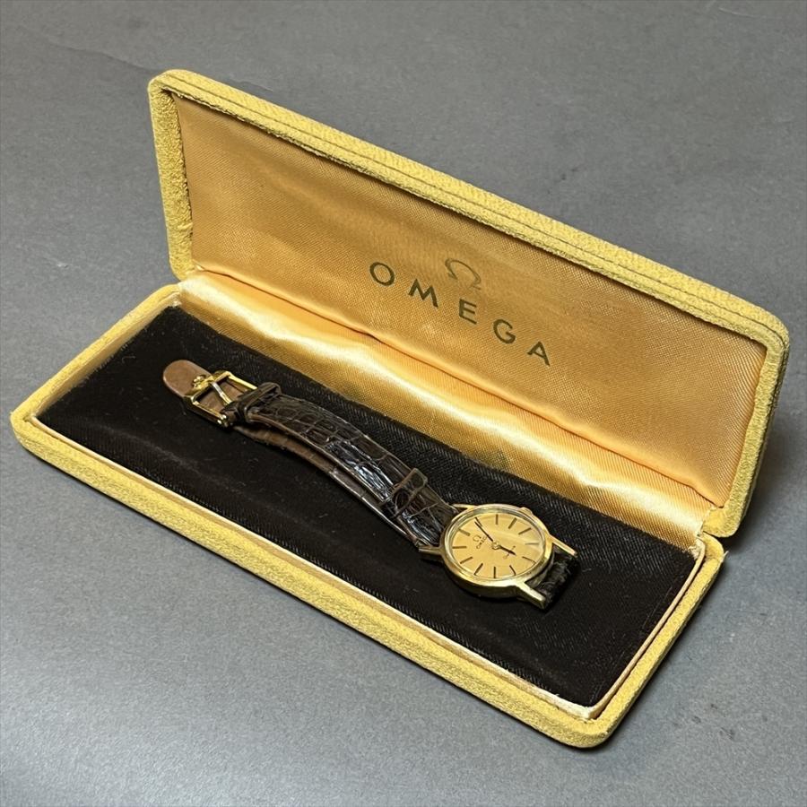 OMEGA ヴィンテージ GENEVE ジュネーブ Ω20 刻印ケース OMEGA ヴィンテージ GENEVE ジュネーブ Ω20 刻印ケース