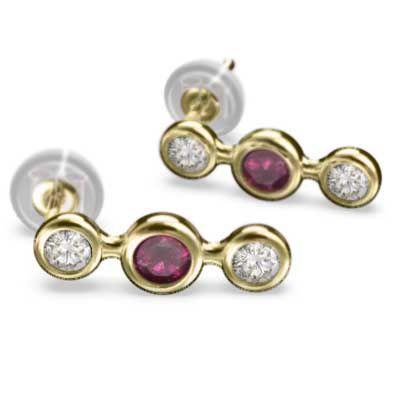 ペア ピアス 3石 ルビー 7月の誕生石 k18イエローゴールド キャッチ付き