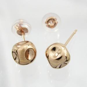 地金 ペア ピアス k18ピンクゴールド 6mm サイコロ型 キャッチ付