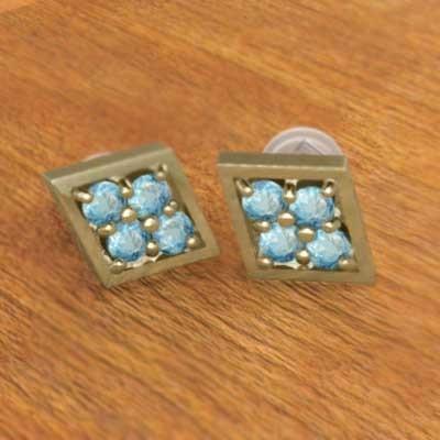 両耳 ピアス ブルートパーズ(青) 18金イエローゴールド 11月