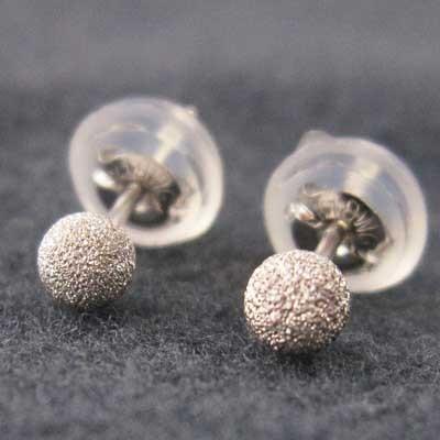 3mm球 フラッシュボールピアス ピアス シンプル プラチナ900