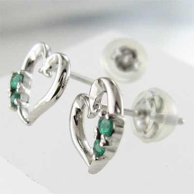 エメラルド ハート 5月誕生石 ジュエリーピアス 白金（プラチナ）900の画像