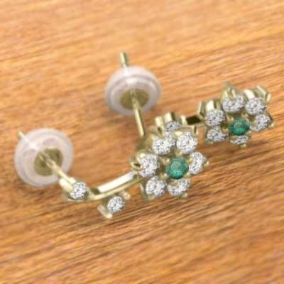 k18 5月誕生石 フラワー 天然ダイヤモンド ジュエリーピアス エメラルドの画像