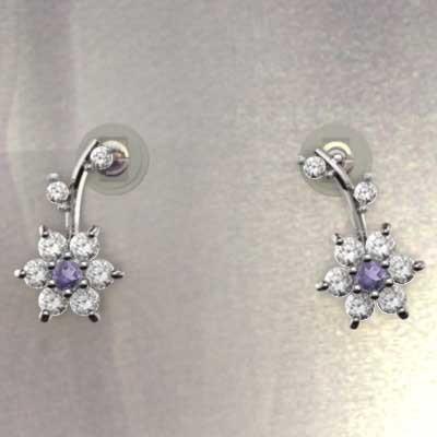 2月の誕生石 天然ダイヤモンド アメジスト(紫水晶) ピアス Pt900 フラワーの画像