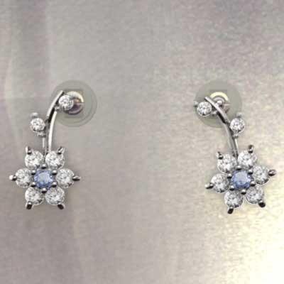 ピアス 天然ダイヤモンド プラチナ900 タンザナイト フラワー 12月誕生石の画像