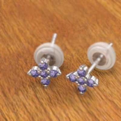 k18ホワイトゴールド クロス ファイブストーン 2月誕生石 ジュエリーピアス アメシストの画像