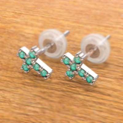 クロス 5月の誕生石 ピアス エメラルド k18ホワイトゴールドの画像