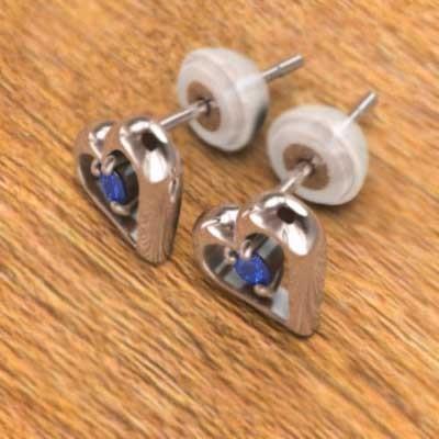 9月誕生石 ジュエリーピアス ブルーサファイア k18ピンクゴールド 一粒石 ハートの画像