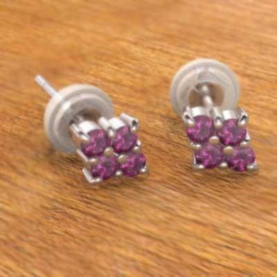 7月の誕生石 ルビー ピアス 18金ホワイトゴールドの画像