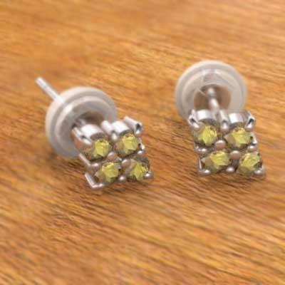 ピアス 18金ホワイトゴールド 11月の誕生石 シトリントパーズの画像