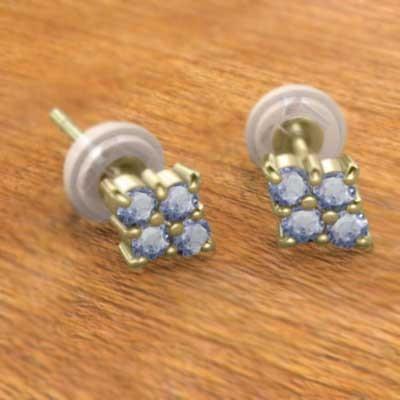 タンザナイト 12月の誕生石 ジュエリーピアス 18金イエローゴールドの画像