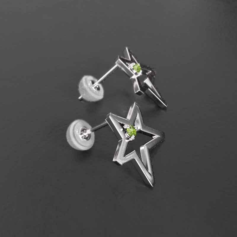 ペリドット 8月の誕生石 一粒石 プラチナ900 ピアス スター 中サイズの画像