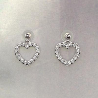 約0.17カラット ハート 4月誕生石 ジュエリーピアス ダイアモンド k18ホワイトゴールドの画像