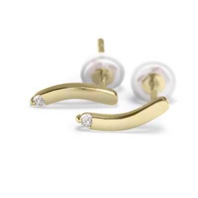 4月誕生石 プレート ジュエリーピアス 一粒石 k18イエローゴールド 約0.02カラット 天然ダイヤモンドの画像