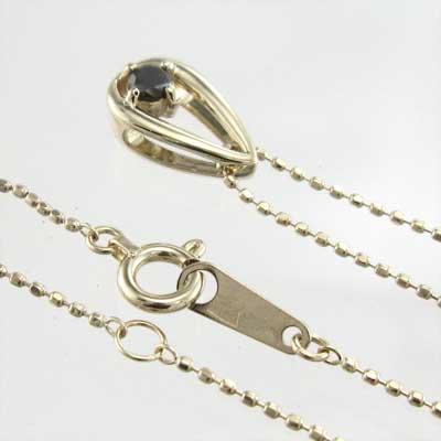 4月の誕生石 ブラックダイアモンド ペンダントネックレス k10イエローゴールド 一粒石の画像