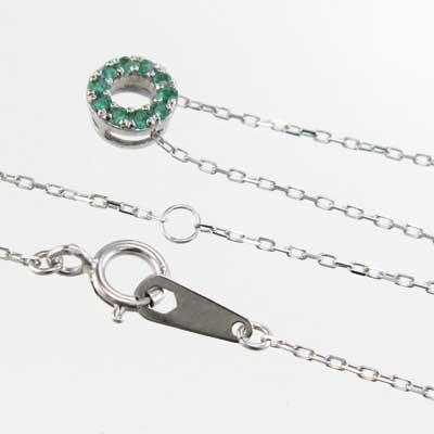 5月誕生石 エメラルド プラチナ900 小サイズ ペンダントトップとネックレスの画像
