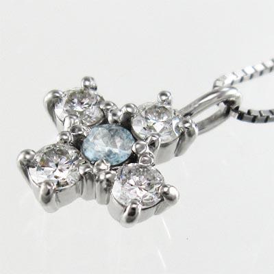 ペンダントトップとネックレス クロス 白金（プラチナ）900 アクアマリン ファイブストーン 3月誕生石の画像
