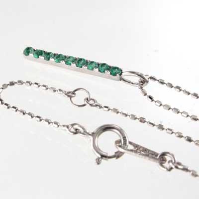 プラチナ900 プレート ペンダントトップとネックレス 5月誕生石 エメラルドの画像